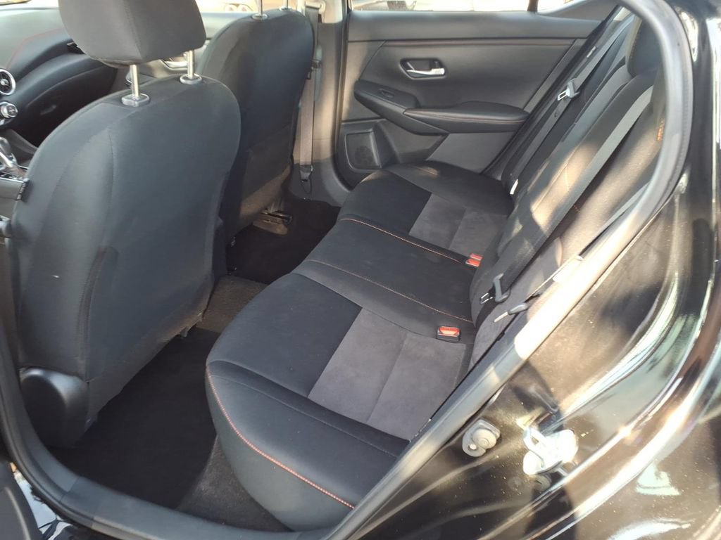 Certified 2025 Nissan Sentra SR FWD image 25