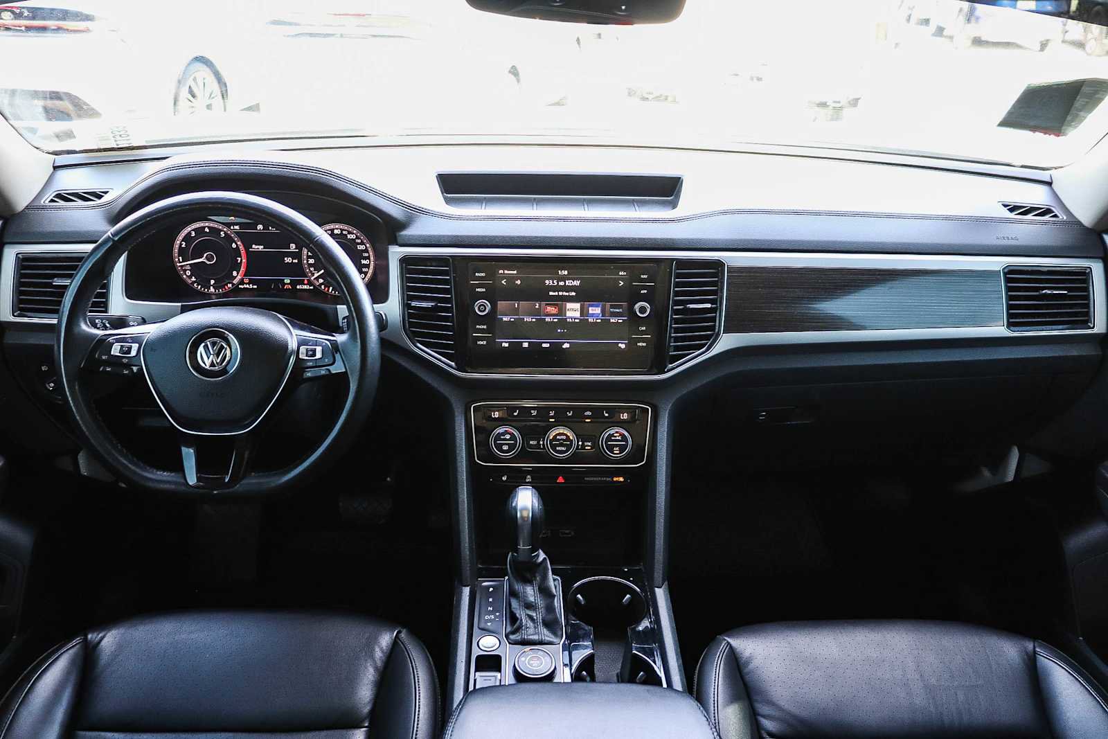 Used 2019 Volkswagen Atlas SEL image 12