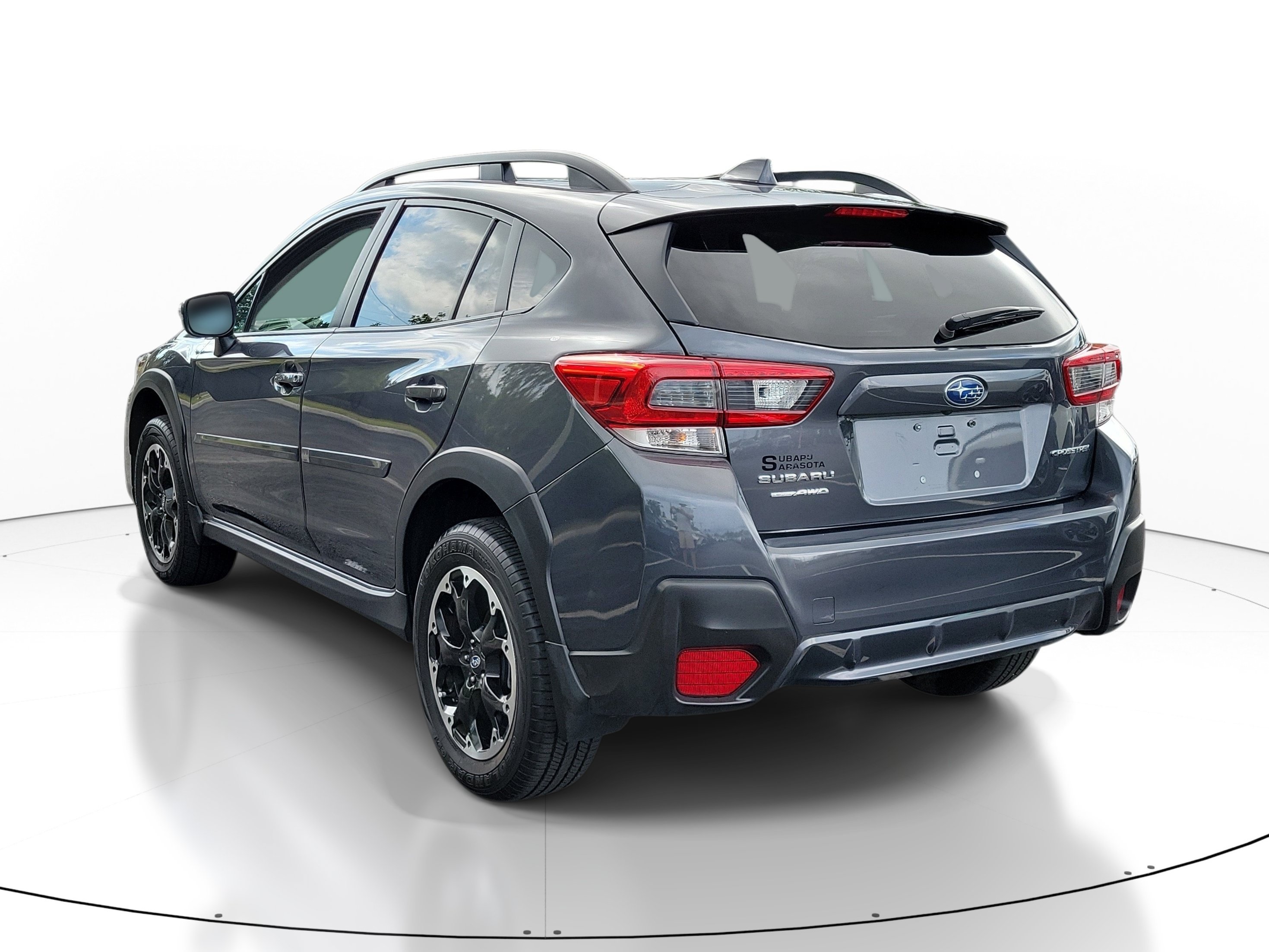 Certified 2021 Subaru Crosstrek 2.0i Premium w/ Moonroof Package AWD/4WD image 4