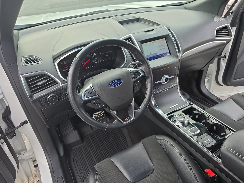 Used 2020 Ford Edge ST w/ Equipment Group 401A AWD/4WD image 19