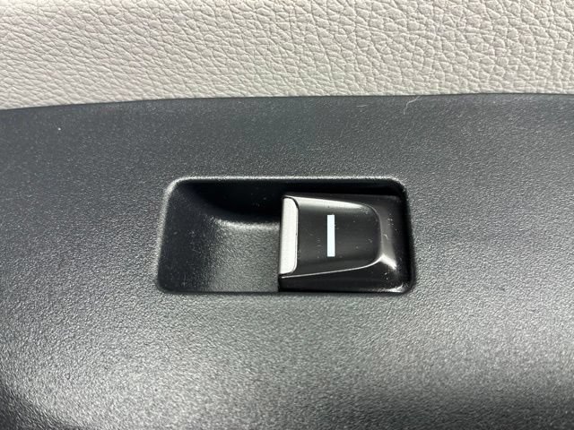 Used 2023 Honda Pilot LX image 24