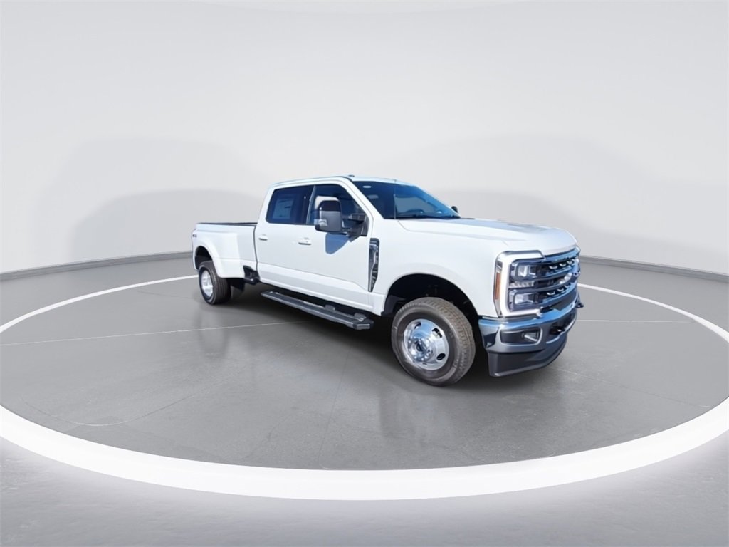 New 2026 Ford F350 Lariat image 2