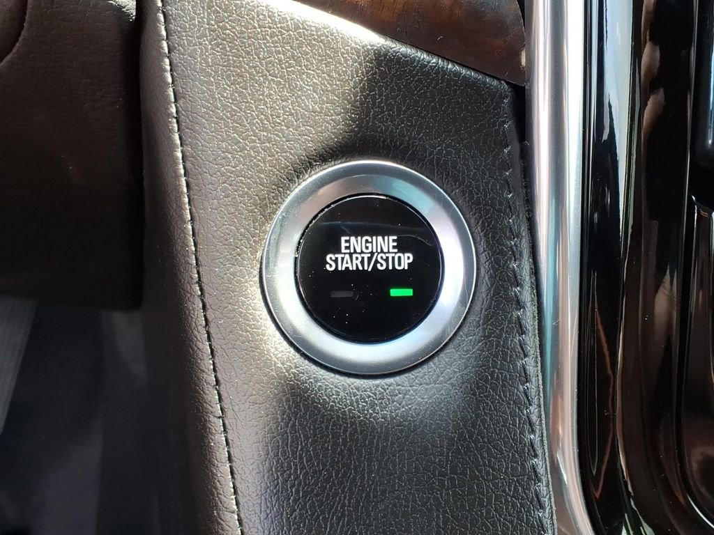 Used 2015 Cadillac Escalade Premium AWD/4WD image 17