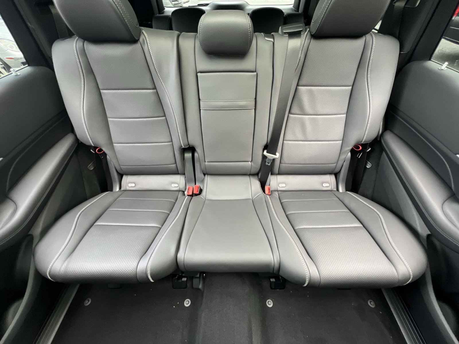 New 2027 Mercedes-Benz GLS 450 4MATIC image 15