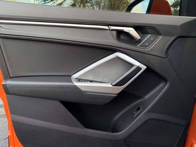 Used 2021 Audi Q3 2.0T Premium image 23