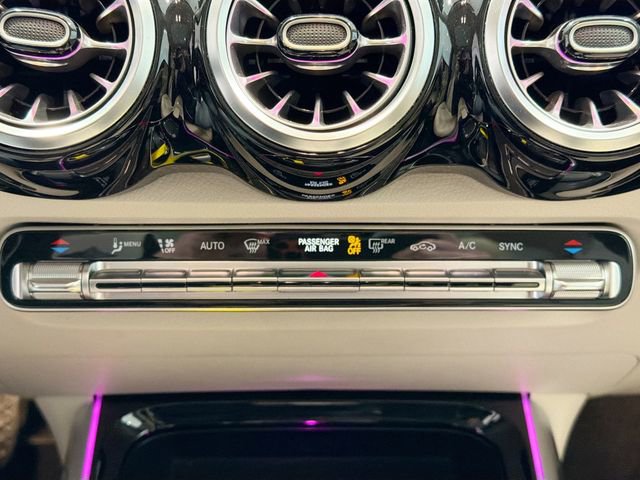 Used 2022 Mercedes-Benz GLB 250 GLB 250 image 13