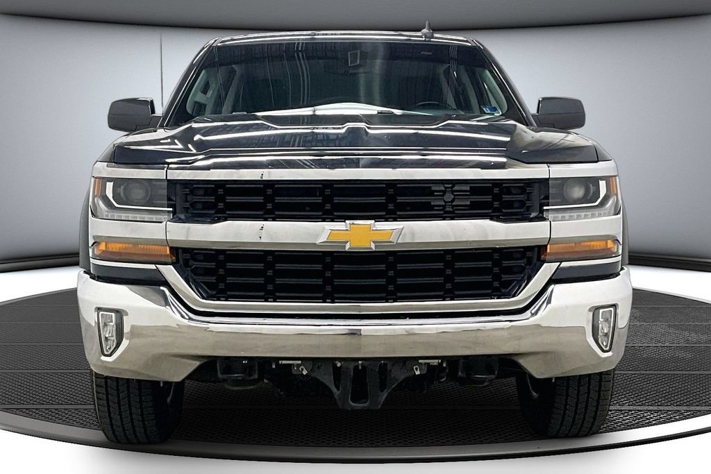 Used 2018 Chevrolet Silverado 1500 LT w/ All Star Edition AWD/4WD image 2