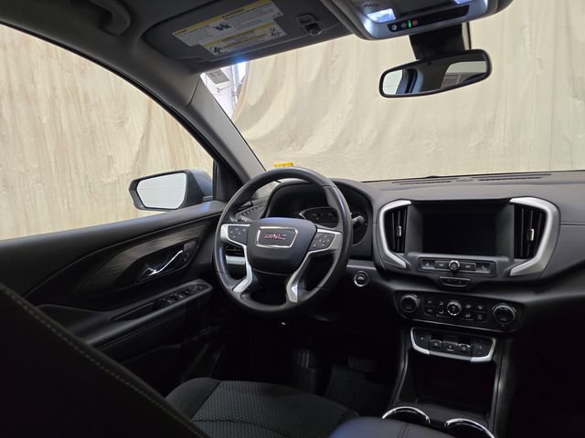 Used 2023 GMC Terrain SLE w/ Driver Convenience Package AWD/4WD image 32