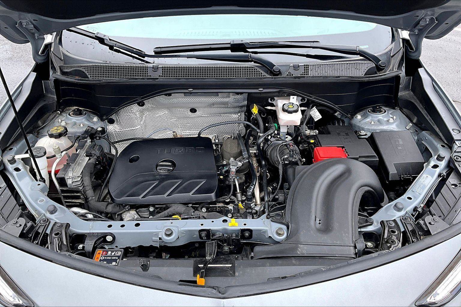 Used 2024 Buick Encore GX Sport Touring AWD/4WD image 11