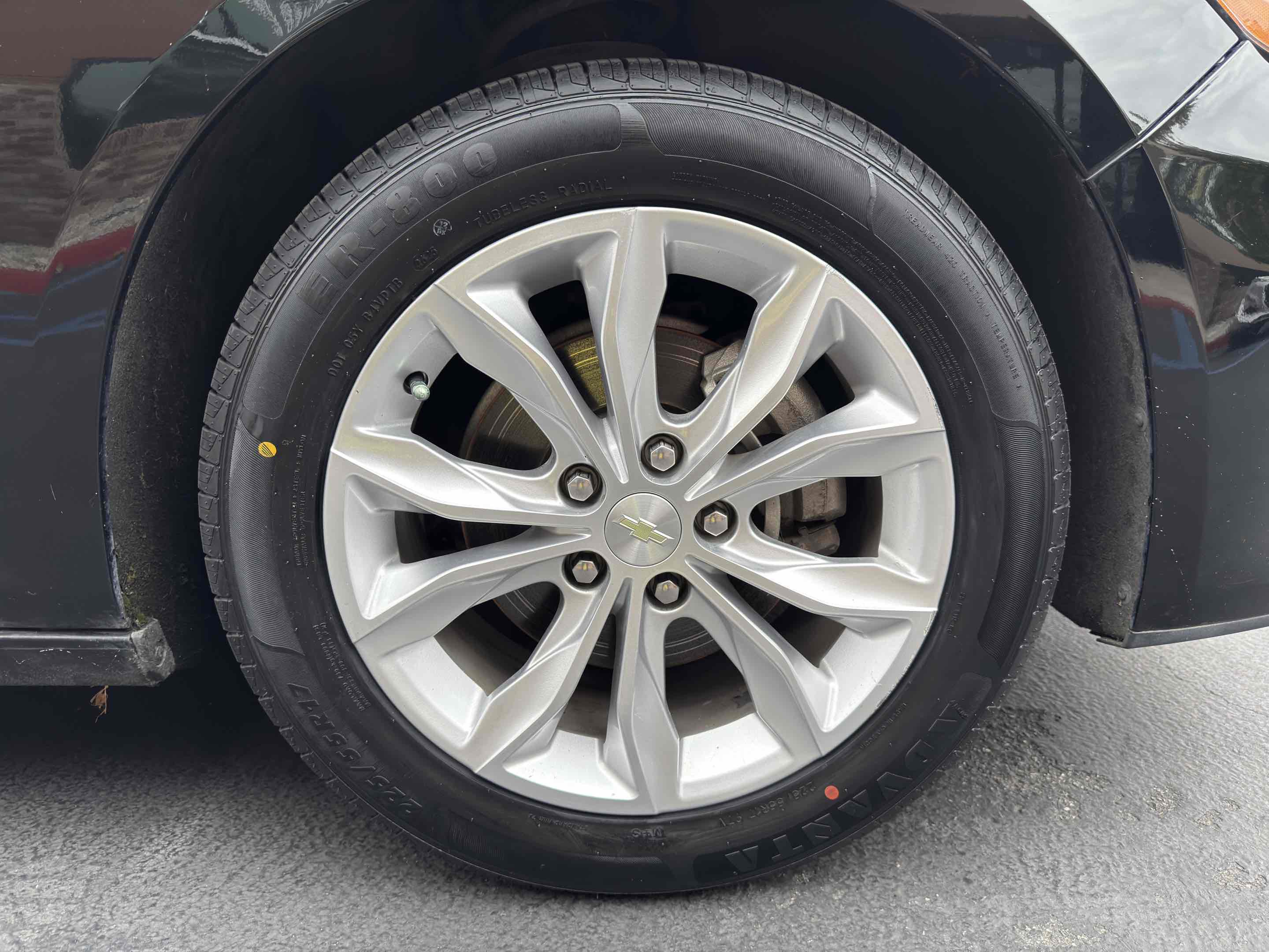 Used 2020 Chevrolet Malibu LT image 14