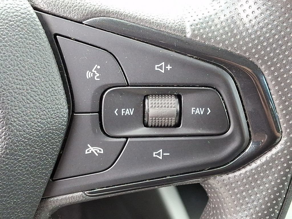 Used 2024 Chevrolet Trax LS w/ LS Convenience Package FWD image 21