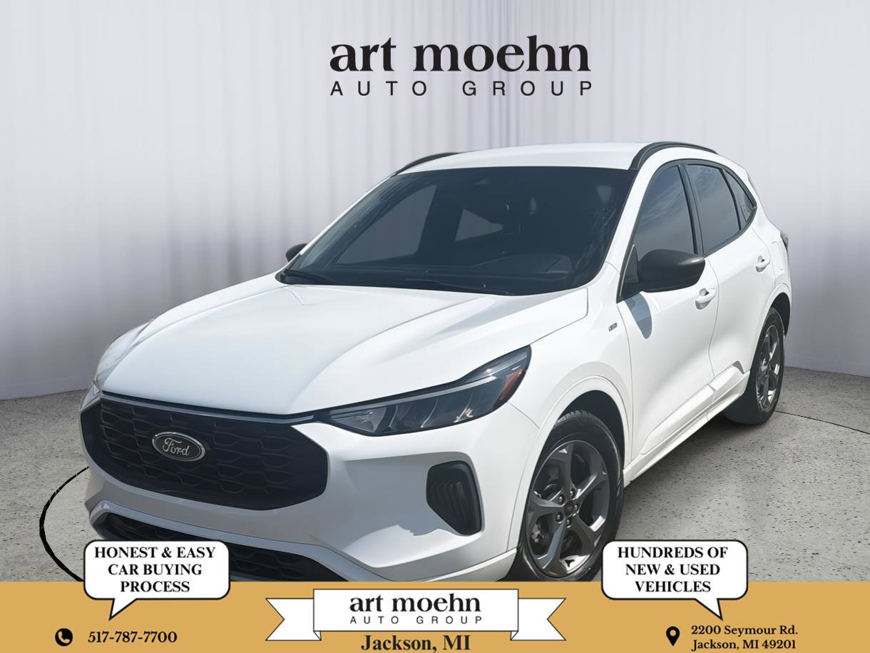 Used 2023 Ford Escape ST-Line w/ Tech Pack #1 FWD image 1