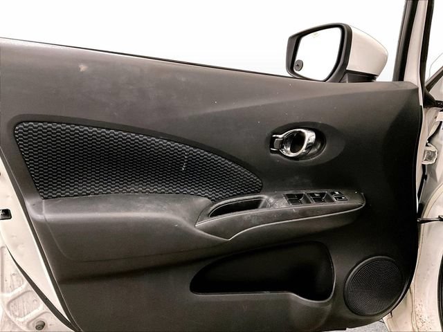 Used 2016 Nissan Versa Note SV FWD image 23