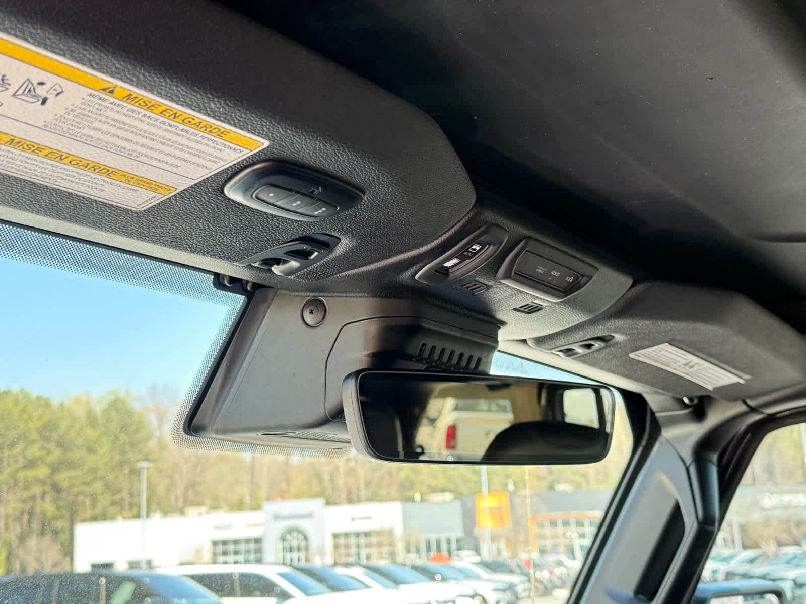 Used 2019 Jeep Wrangler Unlimited Sahara image 25