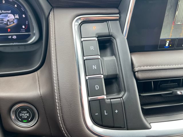 Certified 2024 Chevrolet Tahoe LT w/ Luxury Package AWD/4WD image 20