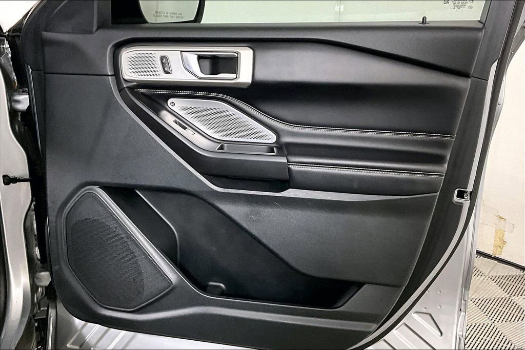 Used 2020 Ford Explorer ST w/ ST Street Pack image 24