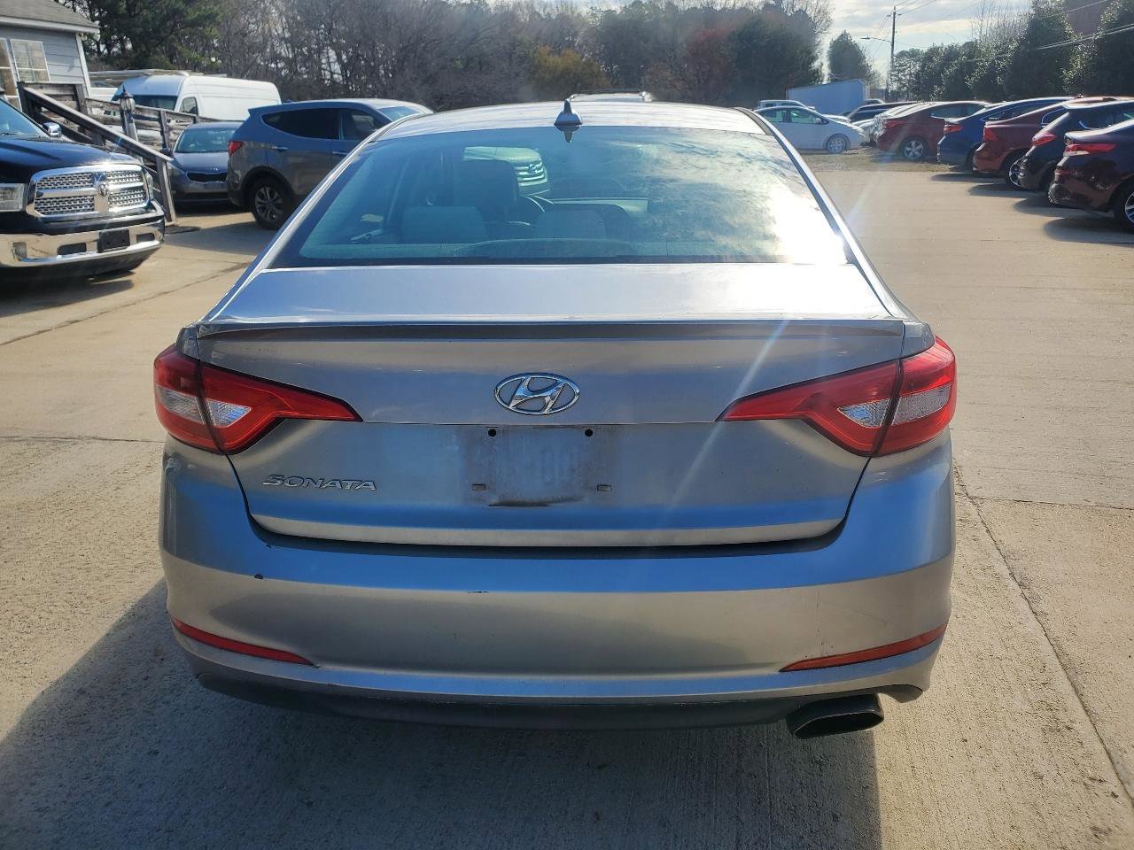 Used 2017 Hyundai Sonata SE image 10
