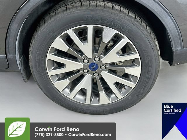 Used 2020 Ford Escape Titanium w/ Titanium Premium Package 2.0 AWD/4WD image 36