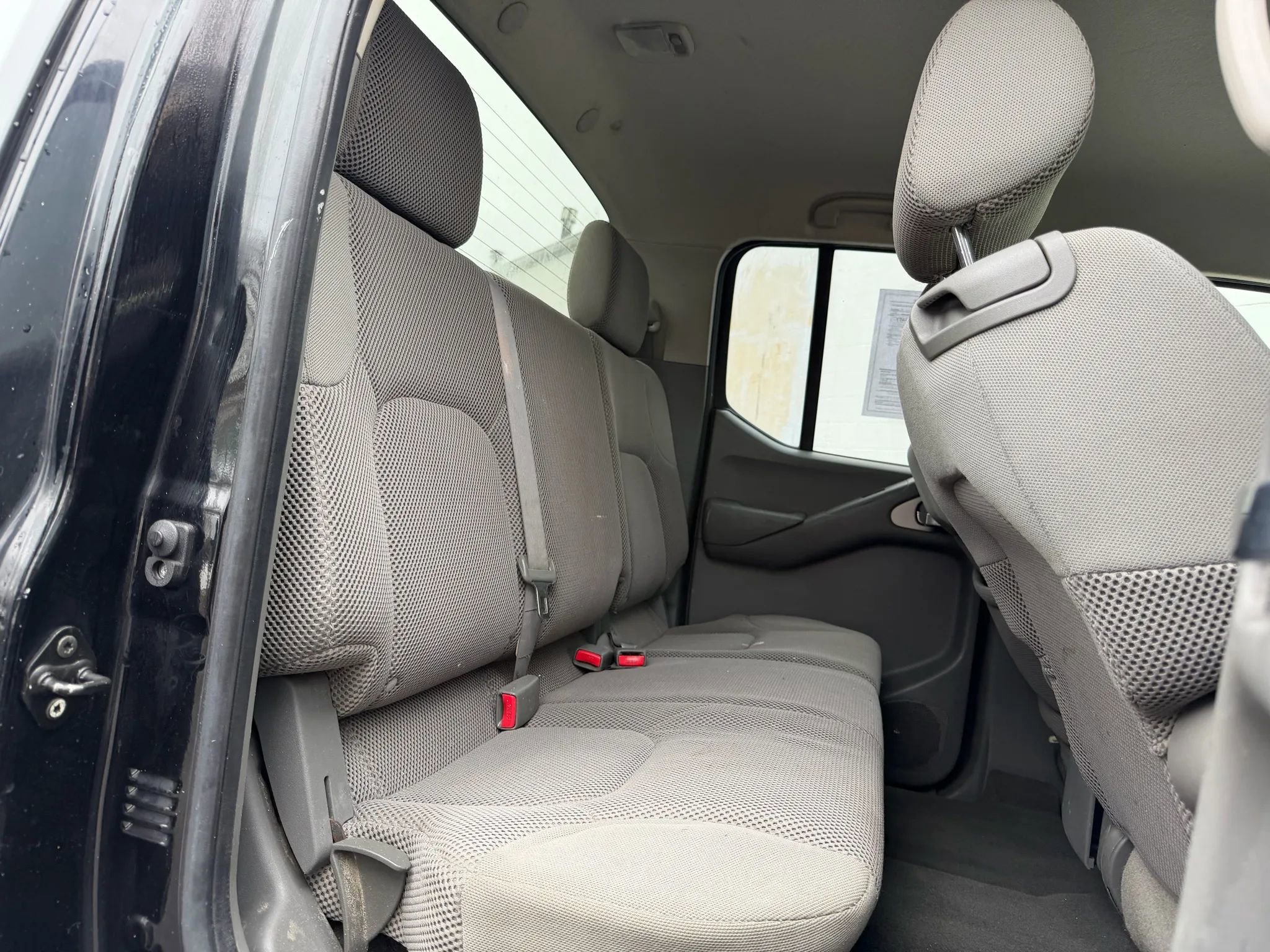 Used 2008 Nissan Frontier SE w/ SE Value Truck Pkg image 13