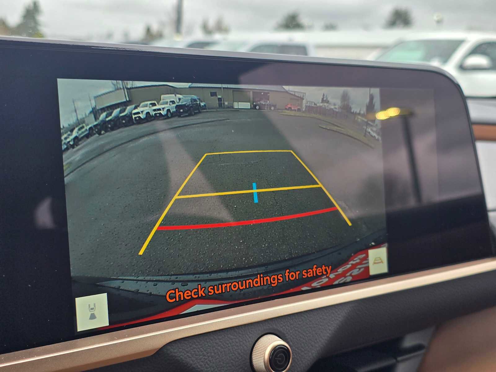 Used 2025 Toyota Crown Signia XLE image 31