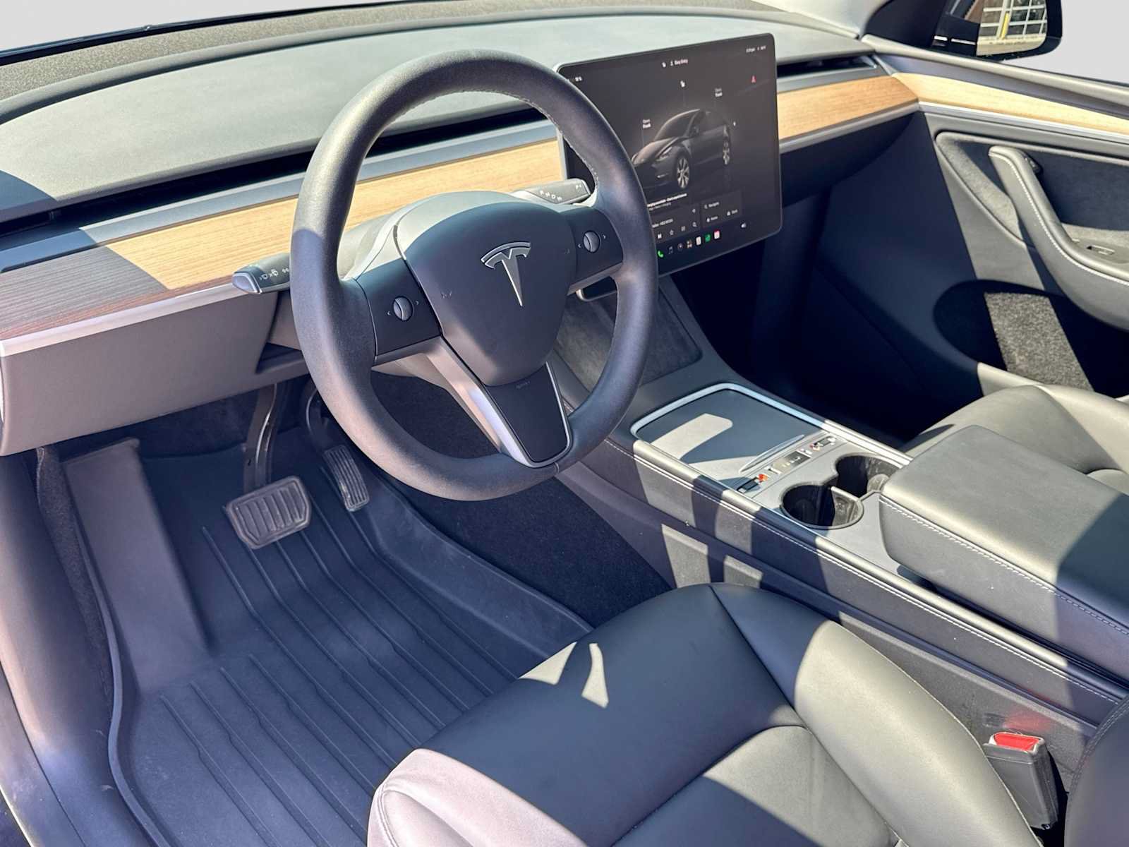 Used 2024 Tesla Model Y Long Range AWD/4WD video 2