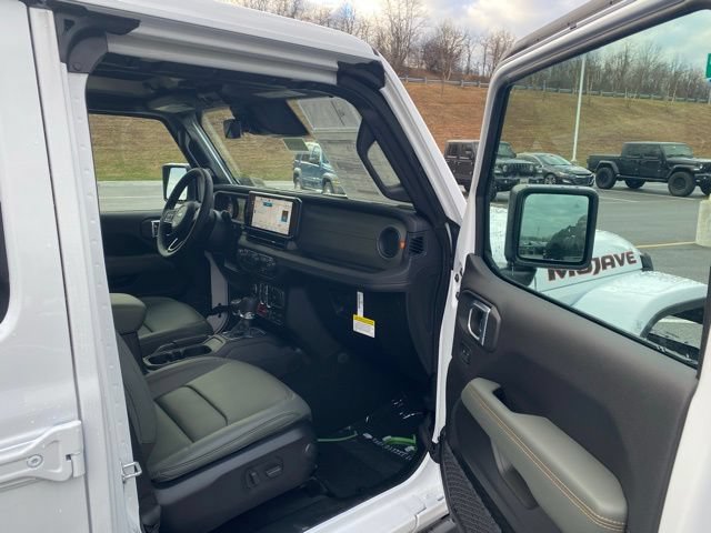 New 2026 Jeep Gladiator Mojave AWD/4WD image 29