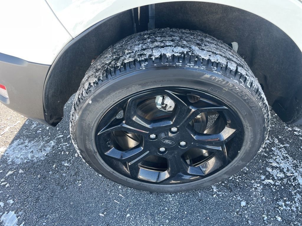 Used 2021 Ford EcoSport SES image 11