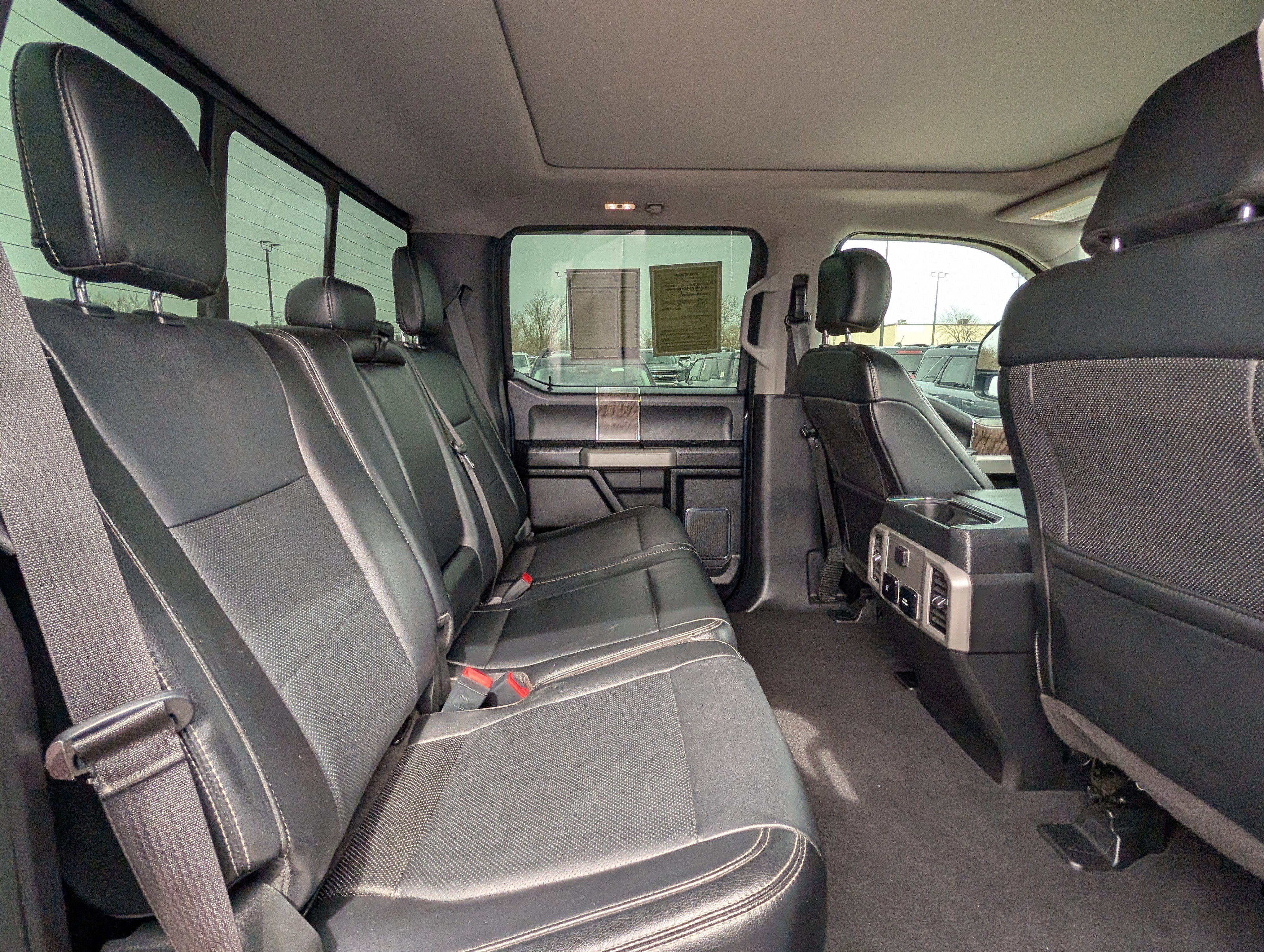 Used 2019 Ford F250 Lariat image 33