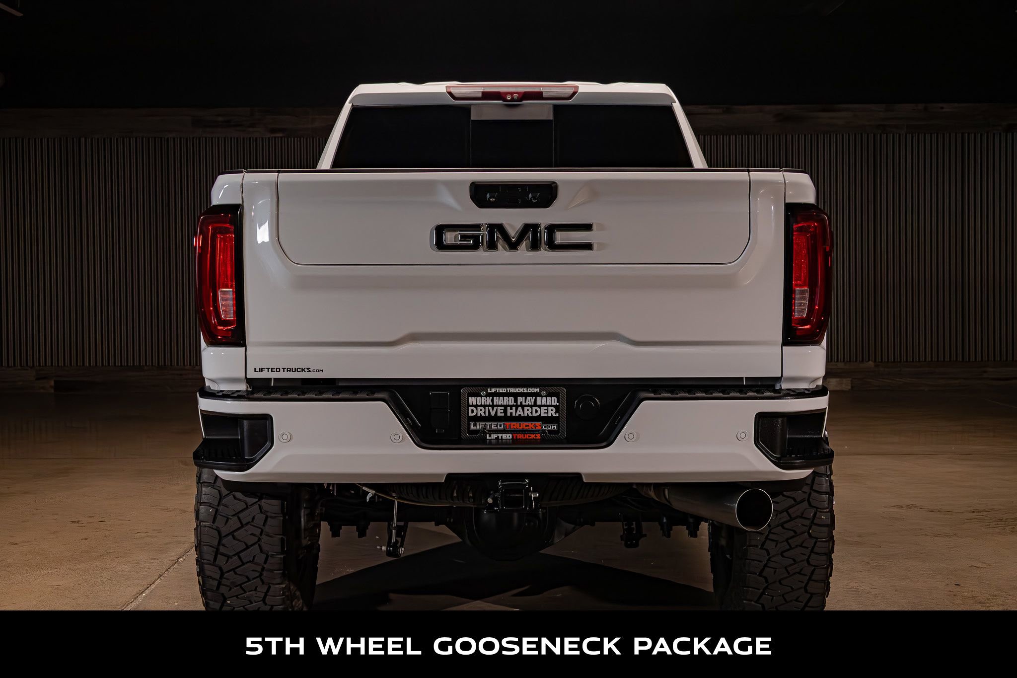 Used 2023 GMC Sierra 2500 AT4 w/ AT4 Premium Plus Package AWD/4WD image 7