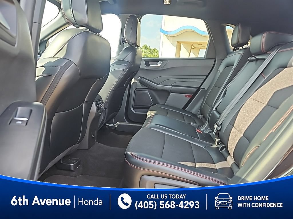 Used 2025 Ford Escape ST-Line AWD/4WD image 14