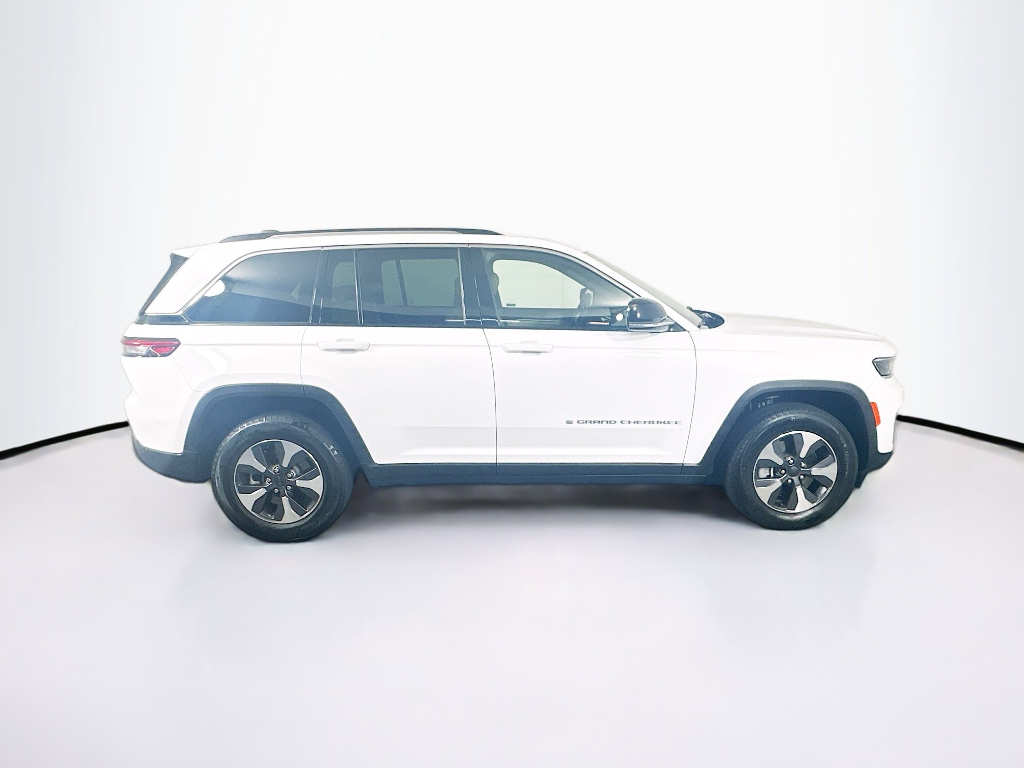 Used 2022 Jeep Grand Cherokee Limited 4xe AWD/4WD image 10