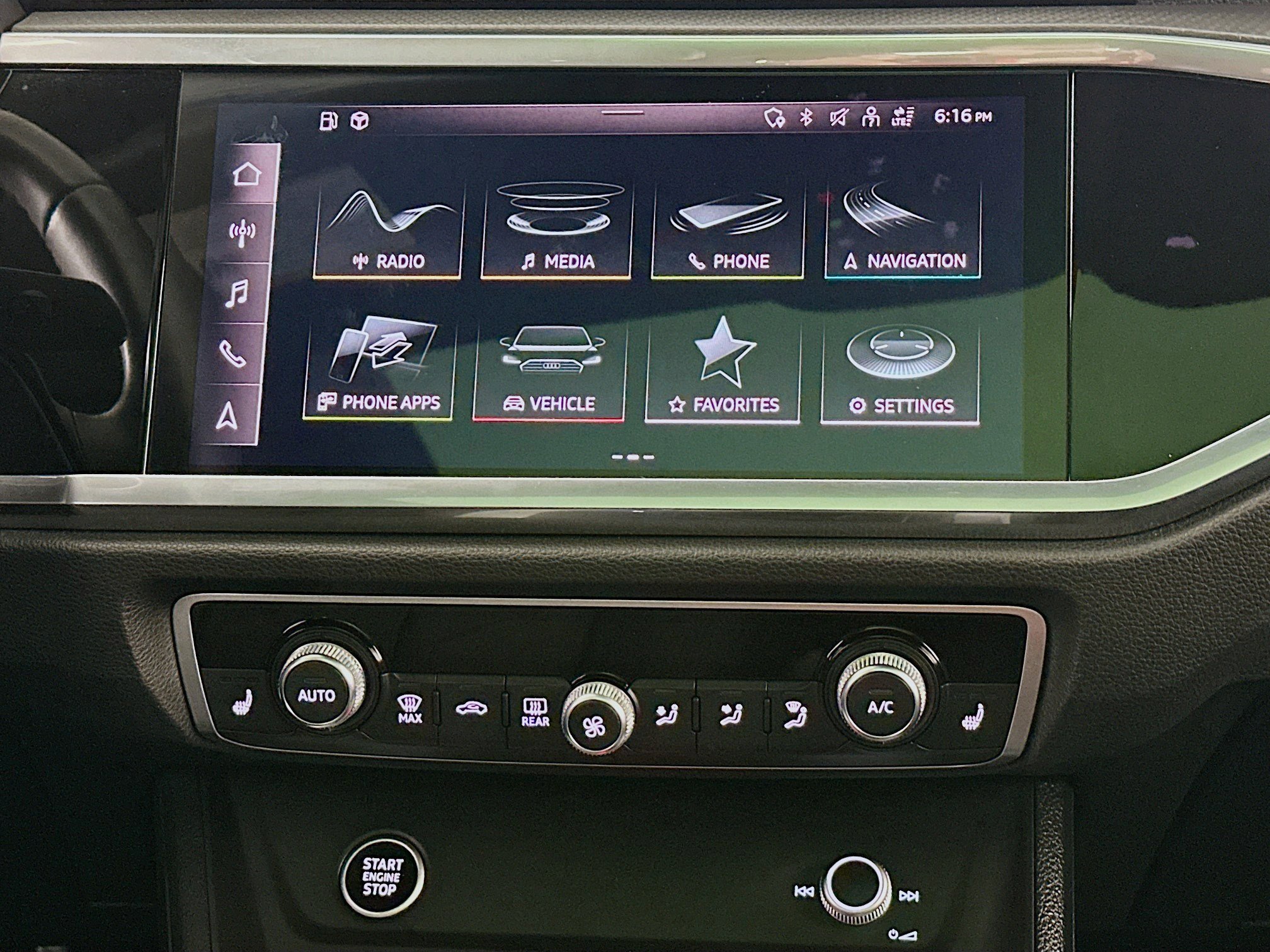 Used 2023 Audi Q3 2.0T Premium Plus image 12