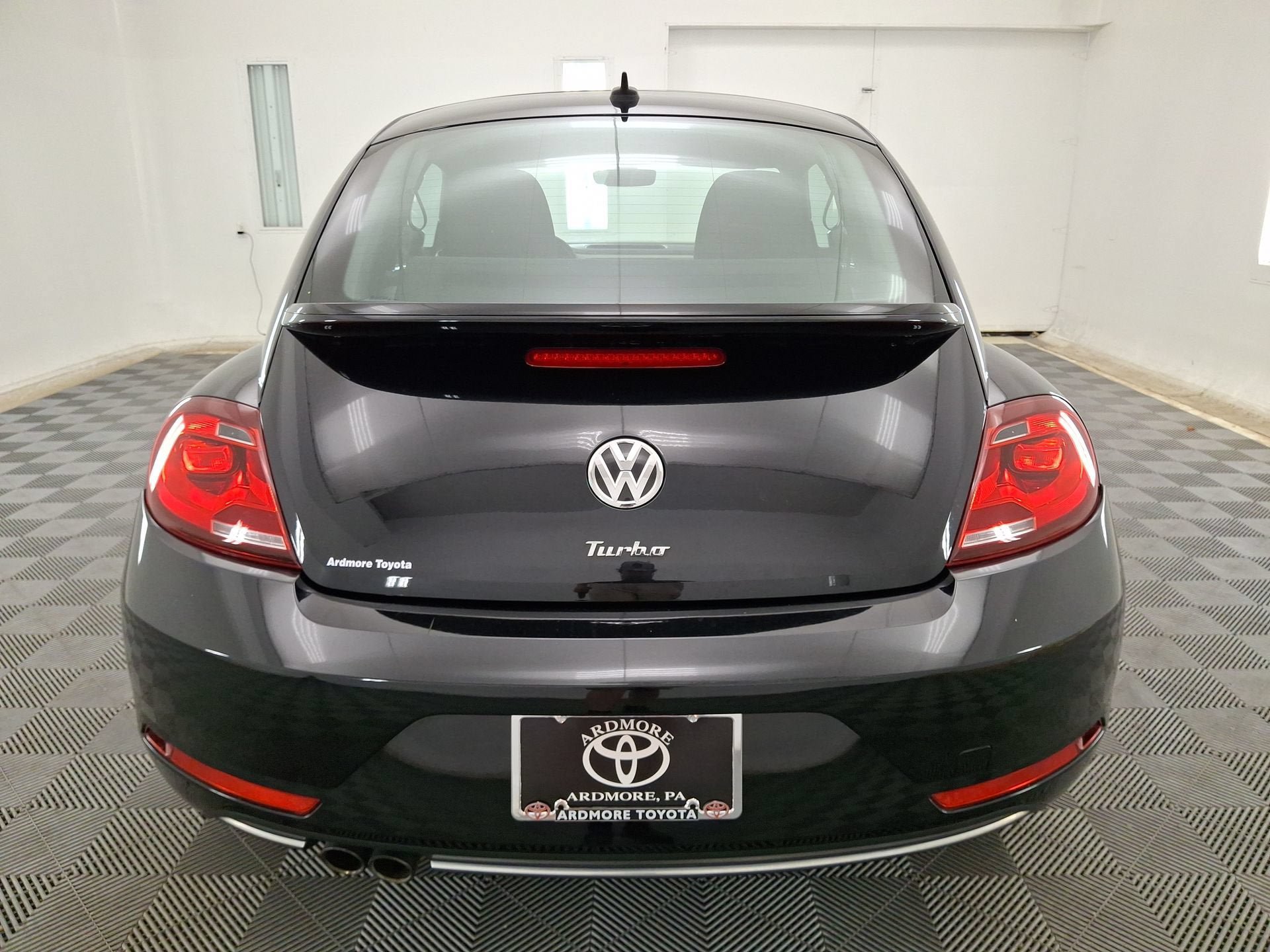 Used 2018 Volkswagen Beetle 2.0T Coast FWD image 23