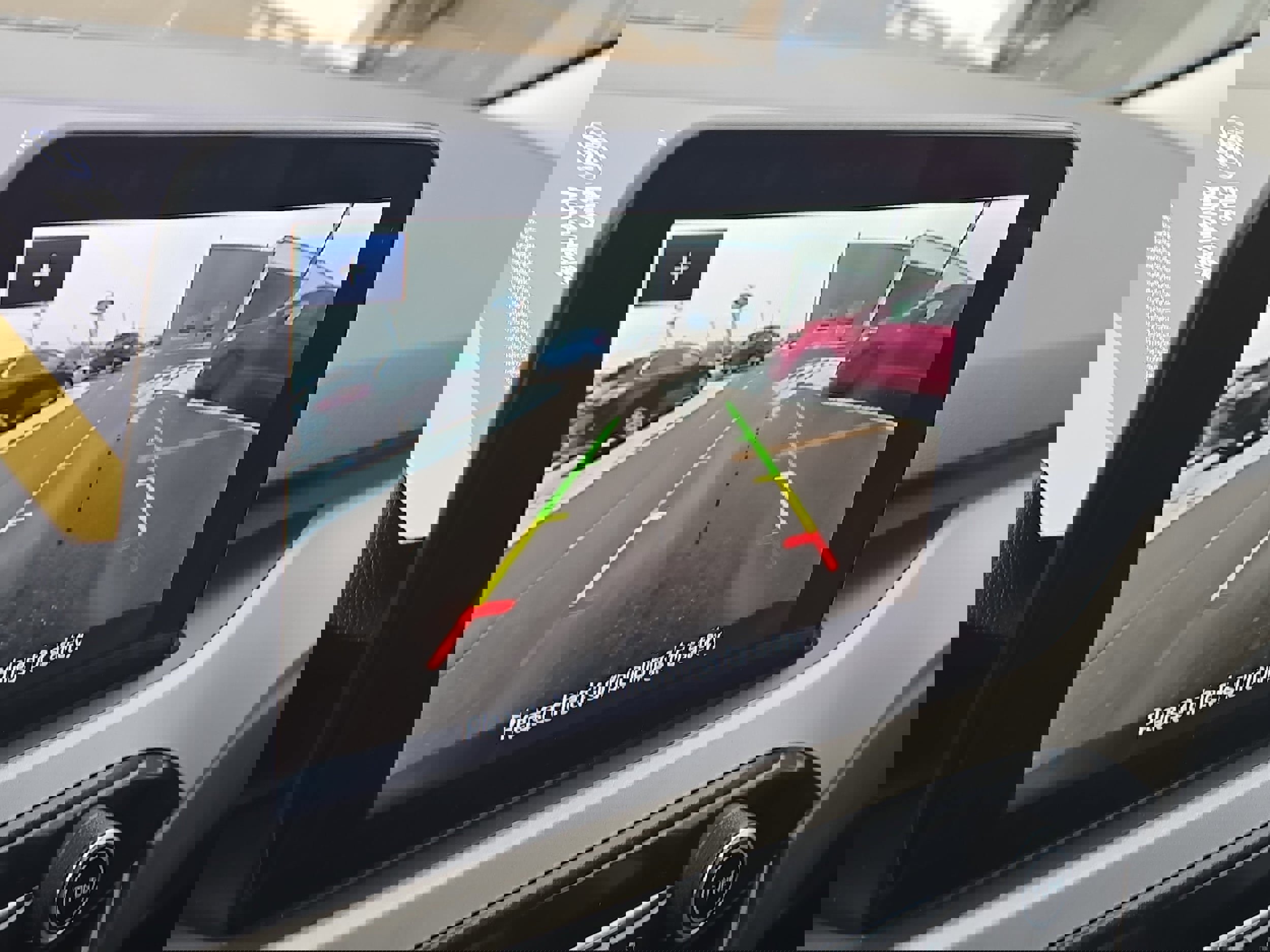 Certified 2022 Ford Escape SE w/ SE Sport Appearance Package image 31