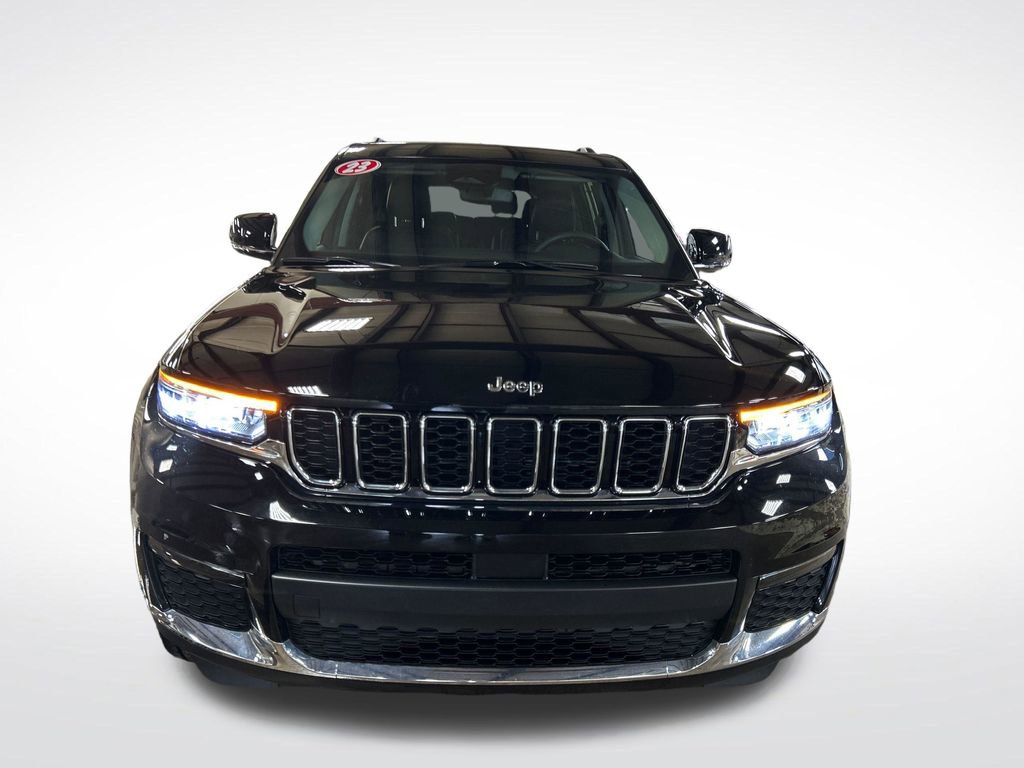 Certified 2023 Jeep Grand Cherokee L Limited AWD/4WD image 9