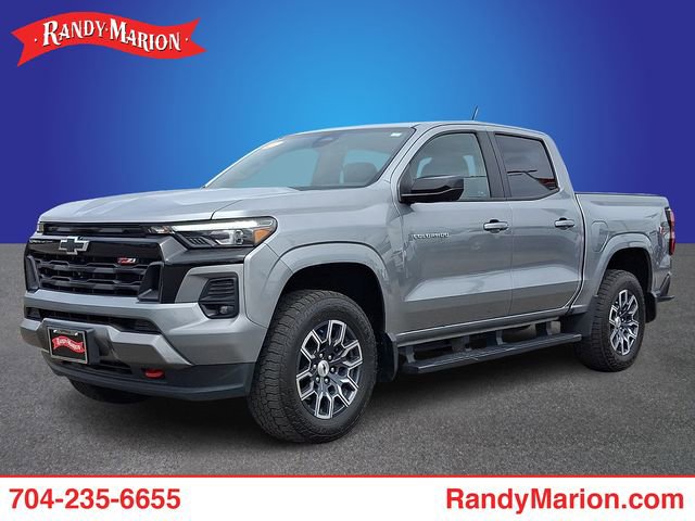 Used 2023 Chevrolet Colorado Z71 w/ Z71 Convenience Package 2