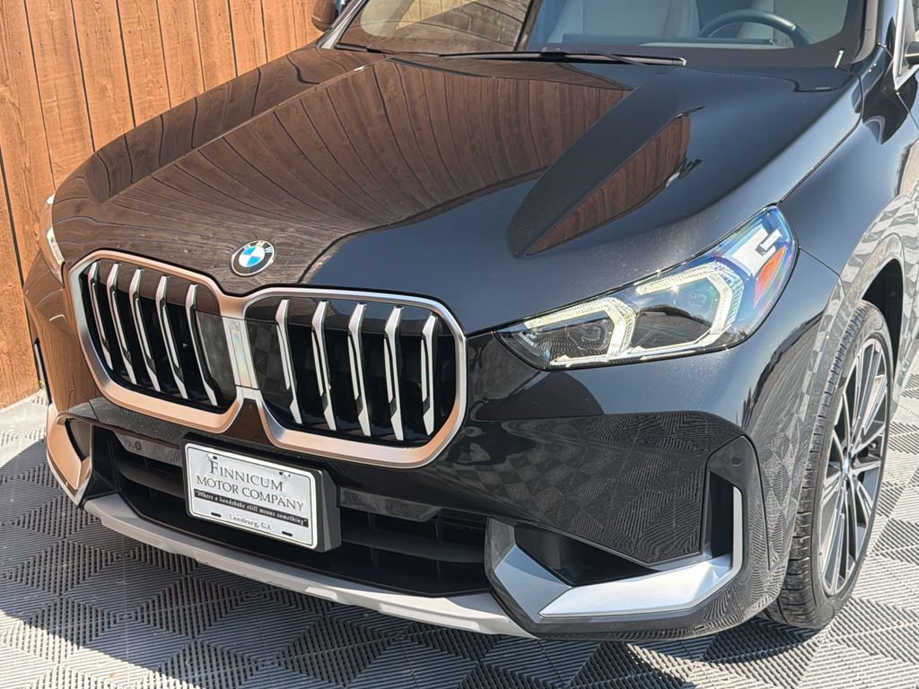 Used 2025 BMW X1 xDrive28i w/ Convenience Package image 19
