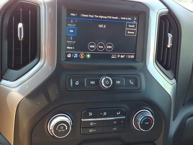 Certified 2022 Chevrolet Silverado 1500 Custom w/ LPO, Dark Essentials Package AWD/4WD image 16
