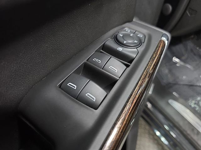 Used 2020 GMC Sierra 1500 Elevation w/ Elevation Value Package AWD/4WD image 26