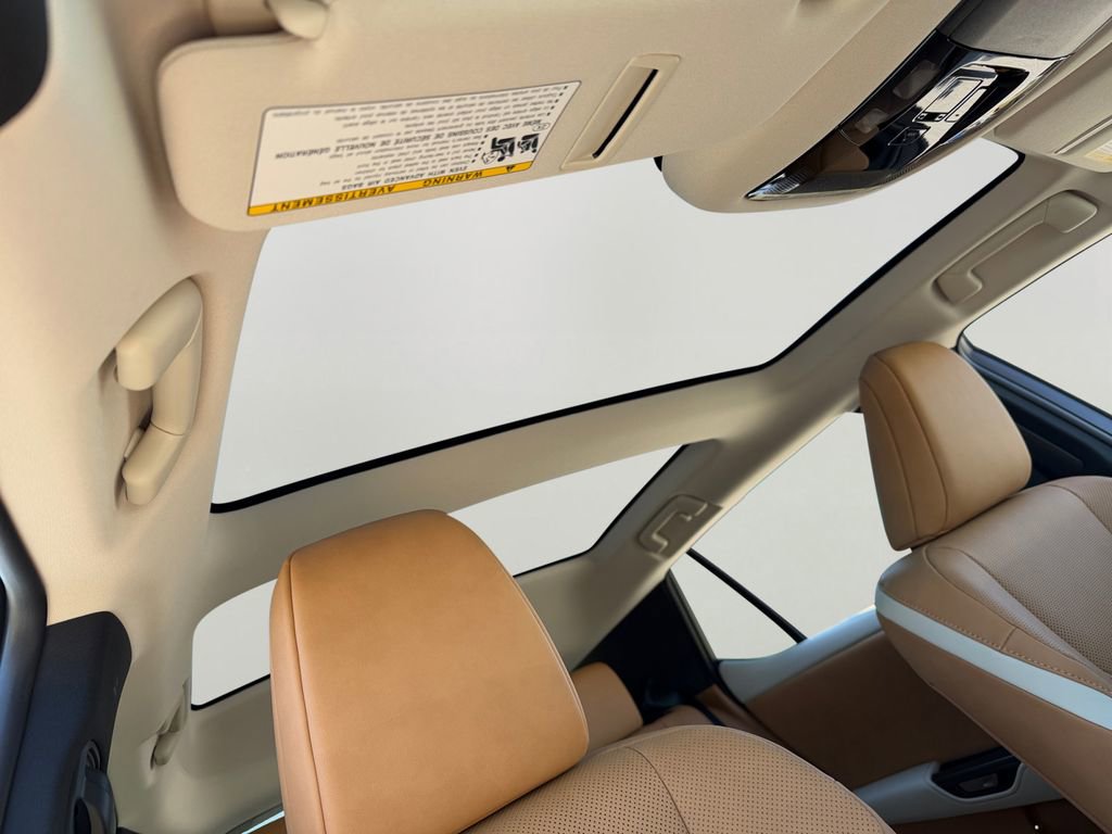 New 2026 Lexus RZ 450e AWD image 4