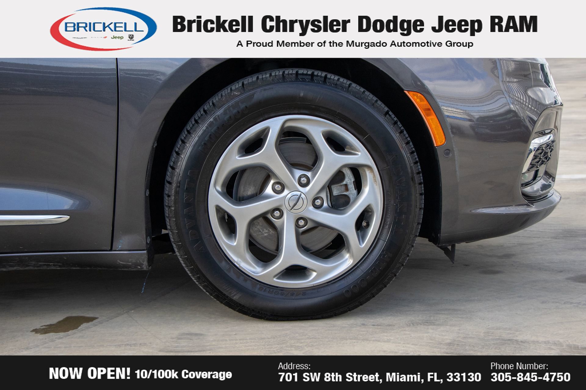 Used 2022 Chrysler Pacifica Limited image 35