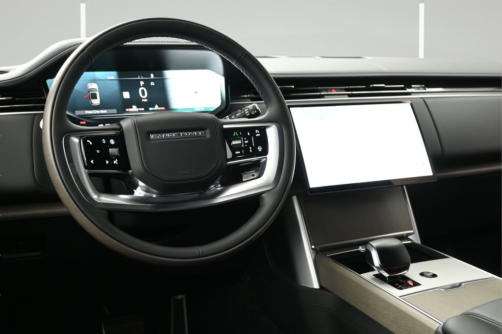 New 2026 Land Rover Range Rover SV AWD/4WD image 6