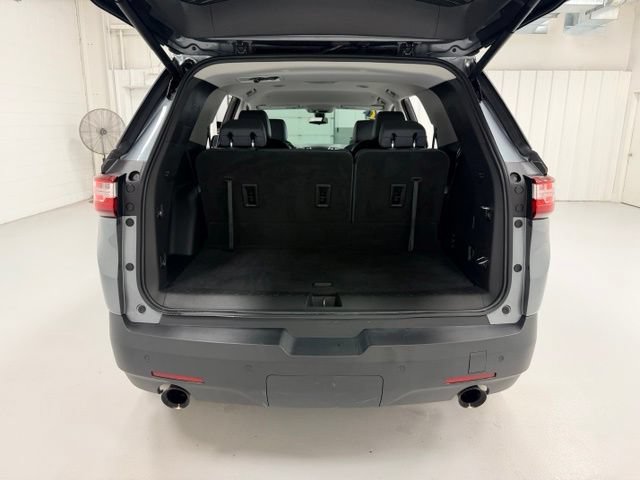 Certified 2020 Chevrolet Traverse LT w/ LT Premium Package AWD/4WD image 28