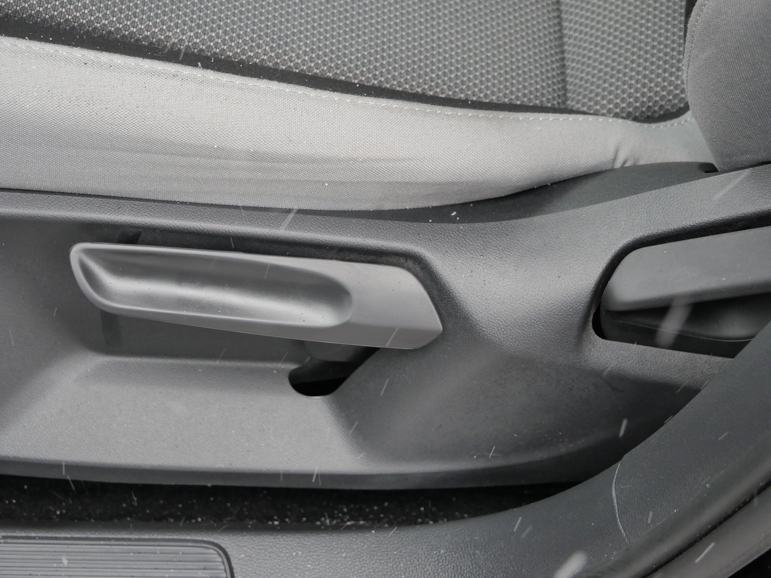 Certified 2022 Volkswagen Taos S image 20