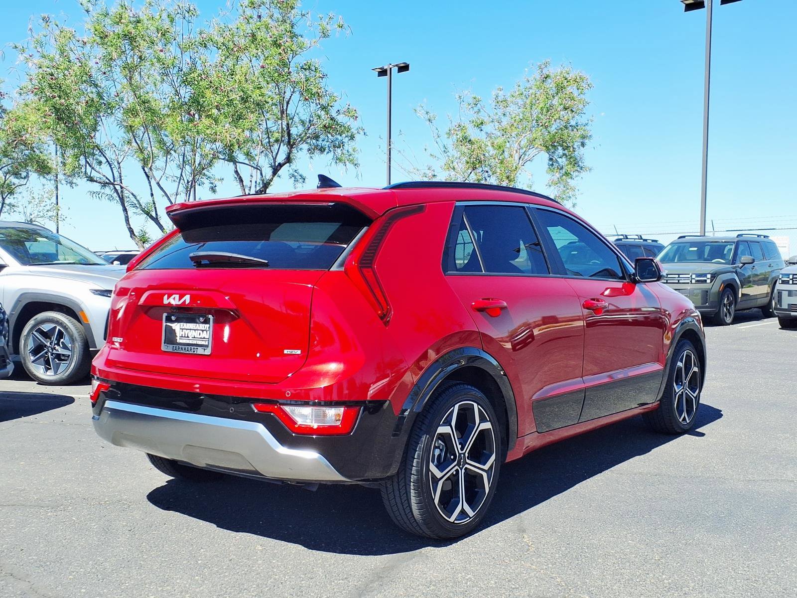 Used 2024 Kia Niro EX Touring FWD image 6