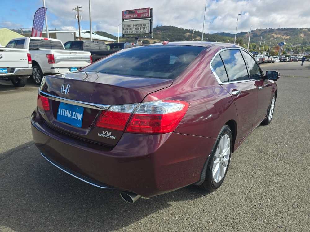 Used 2015 Honda Accord Touring image 5