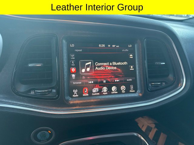 Used 2015 Dodge Challenger R/T Scat Pack w/ Leather Interior Group RWD image 9