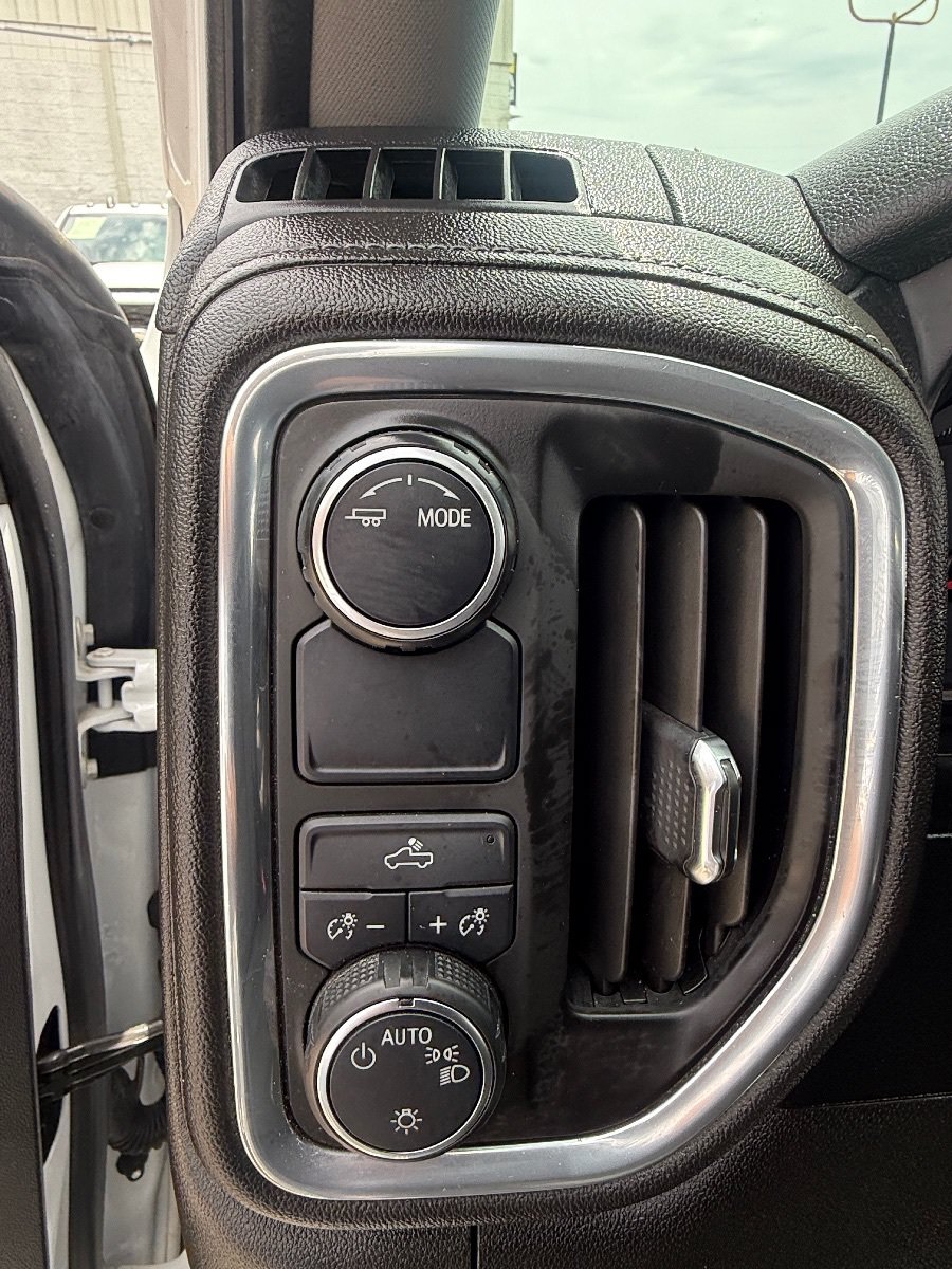 Used 2021 Chevrolet Silverado 1500 LT RWD image 23