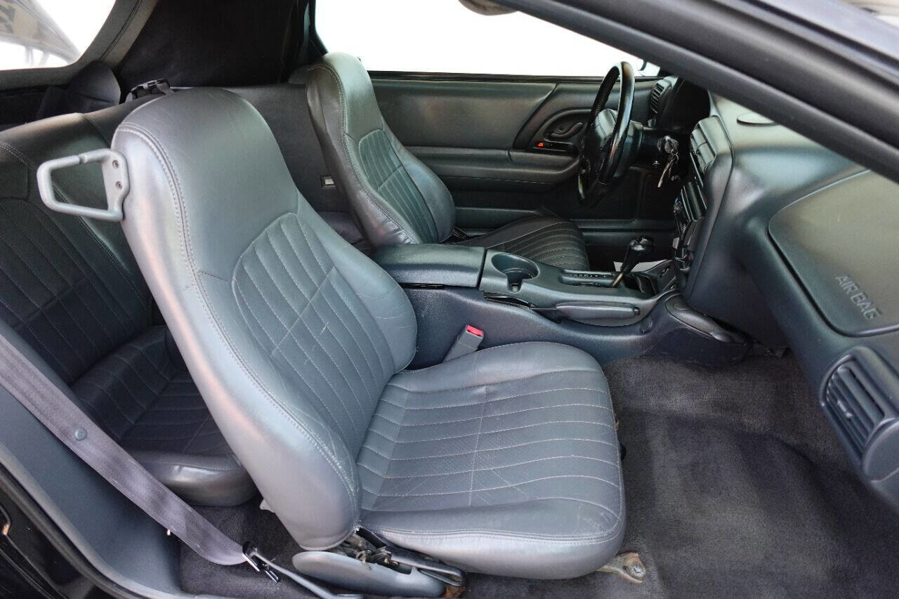 Used 1999 Chevrolet Camaro Z28 w/ SS Performance/Appearance Pkg image 14