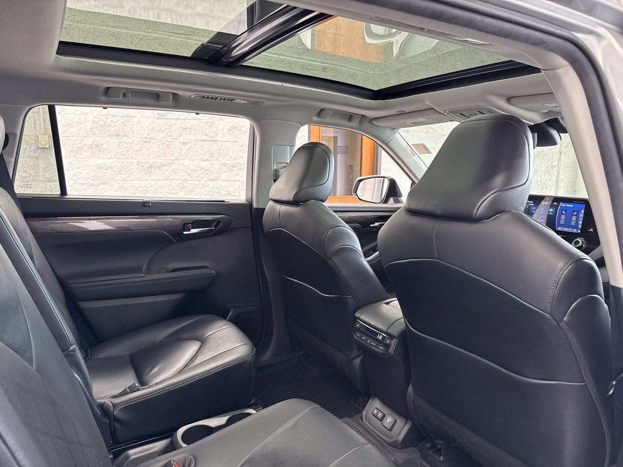Used 2021 Toyota Highlander Platinum AWD/4WD image 50